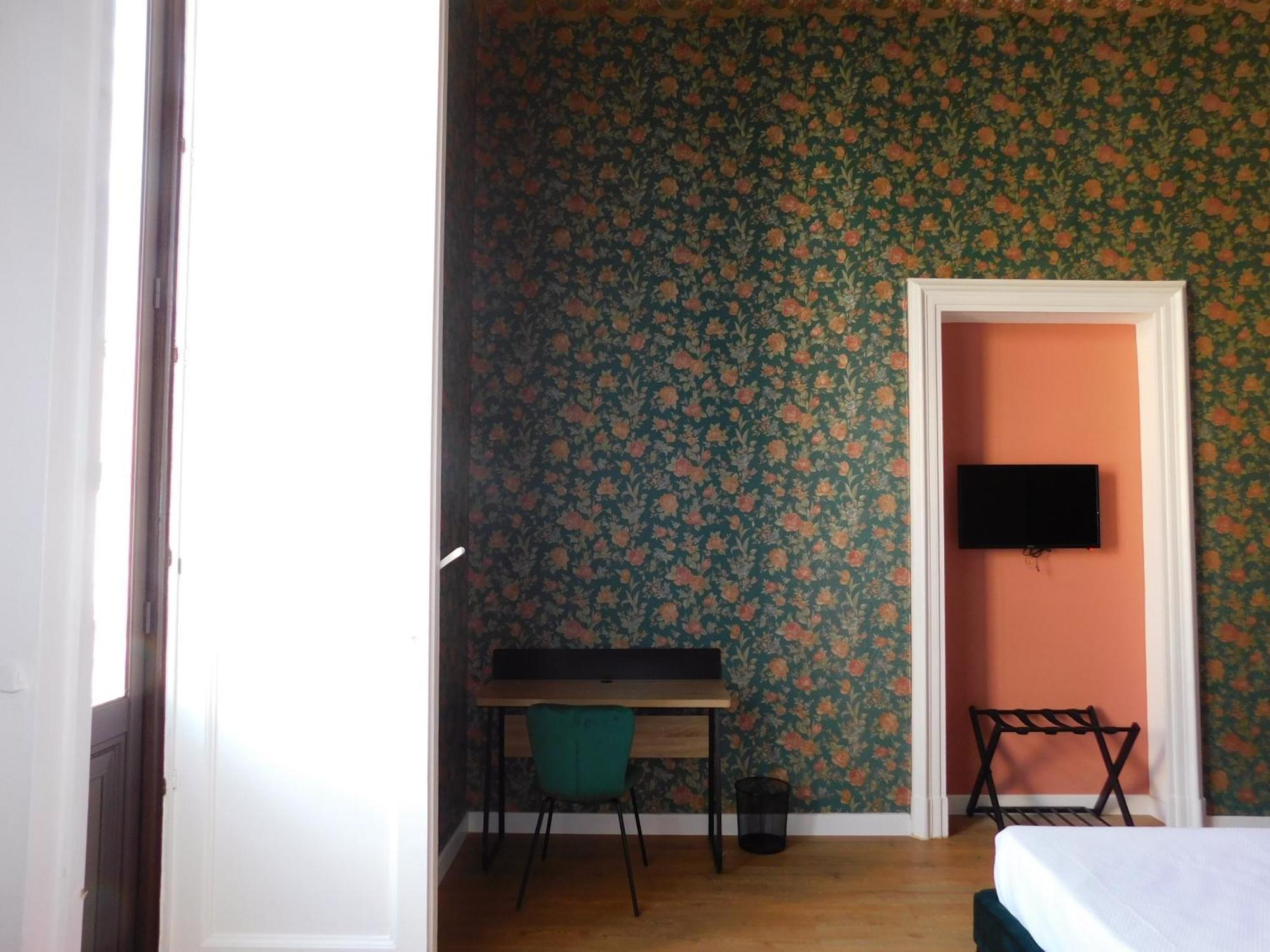 Hibiscus - Etnea Rooms Catania Bagian luar foto