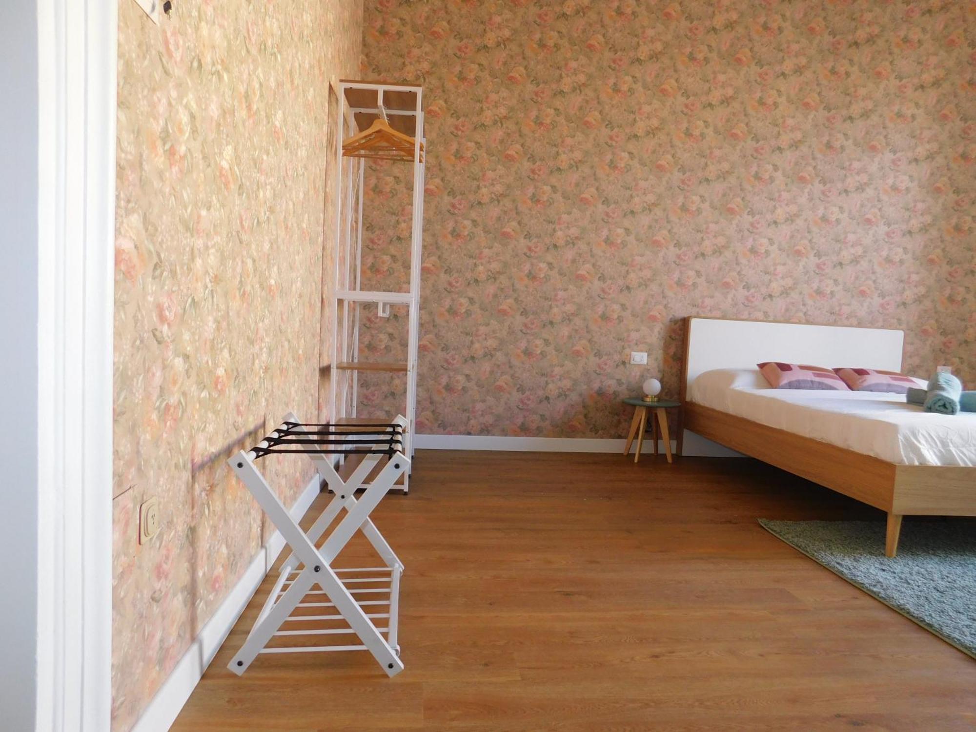 Hibiscus - Etnea Rooms Catania Bagian luar foto