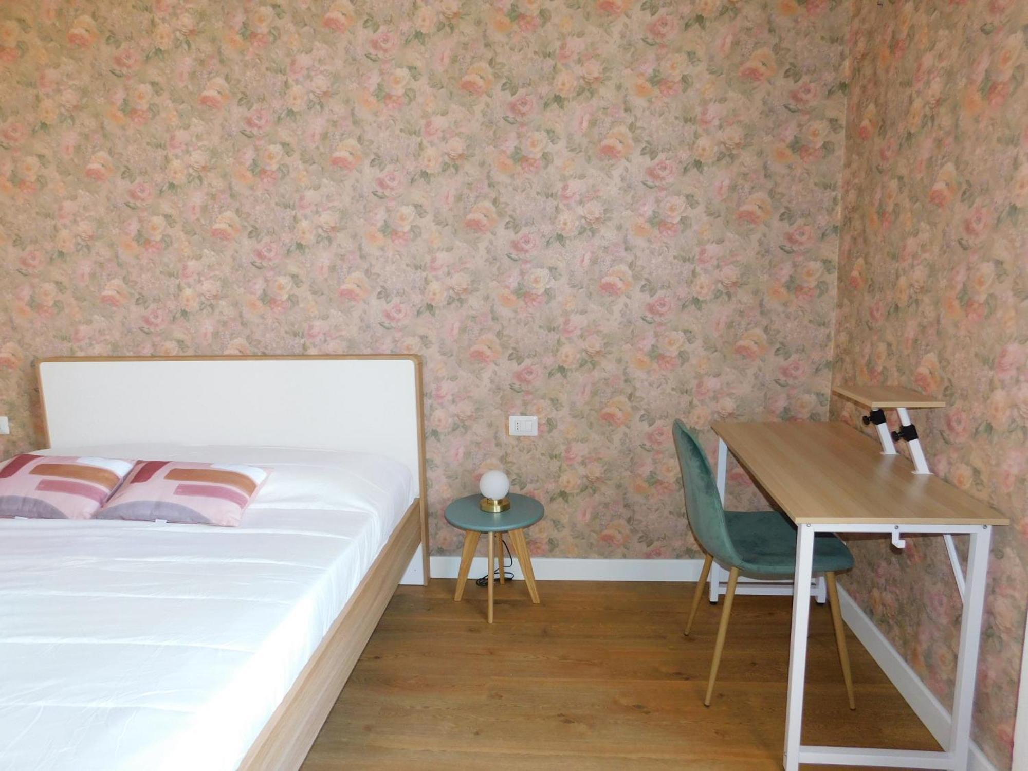Hibiscus - Etnea Rooms Catania Bagian luar foto