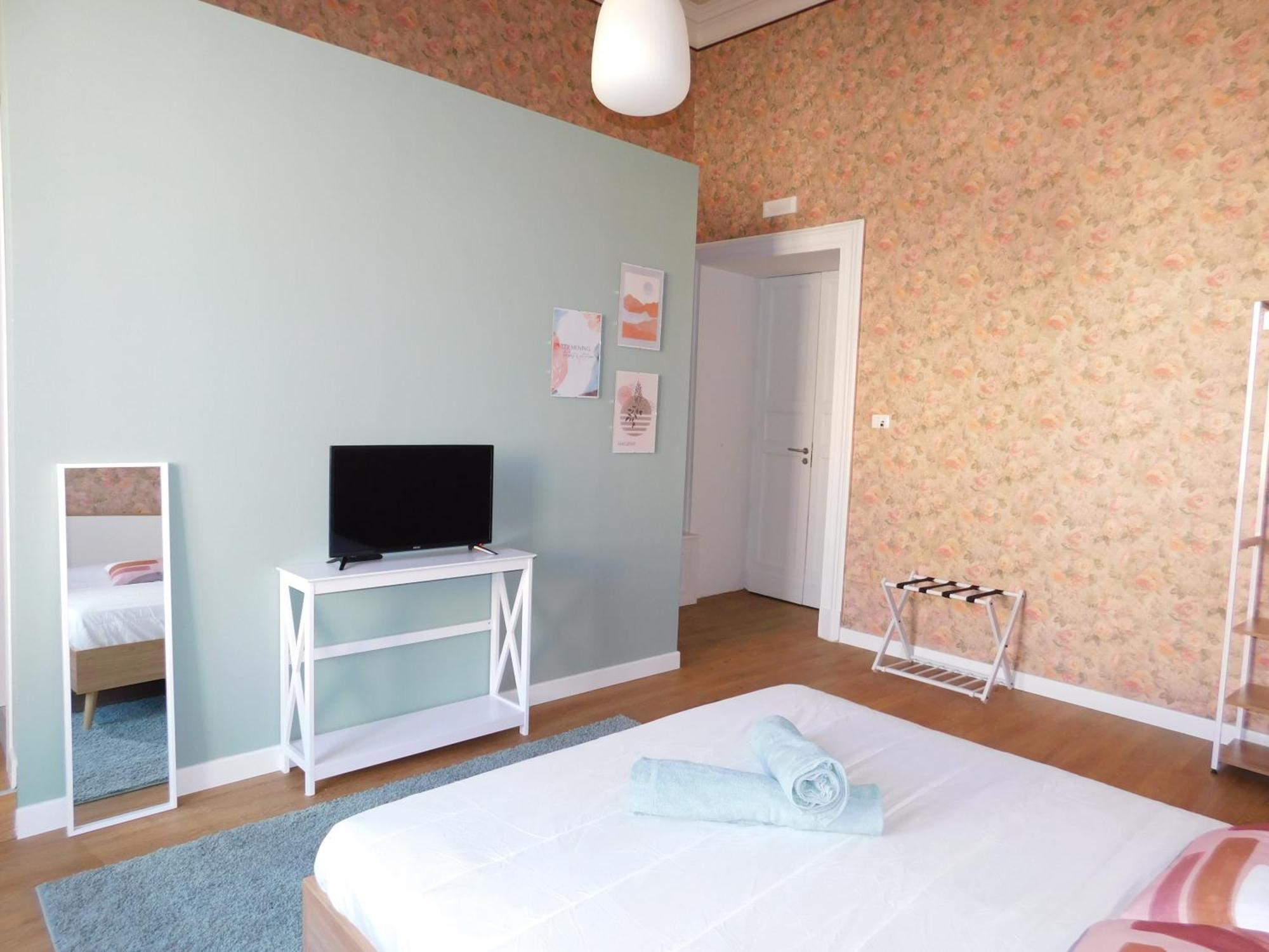 Hibiscus - Etnea Rooms Catania Bagian luar foto
